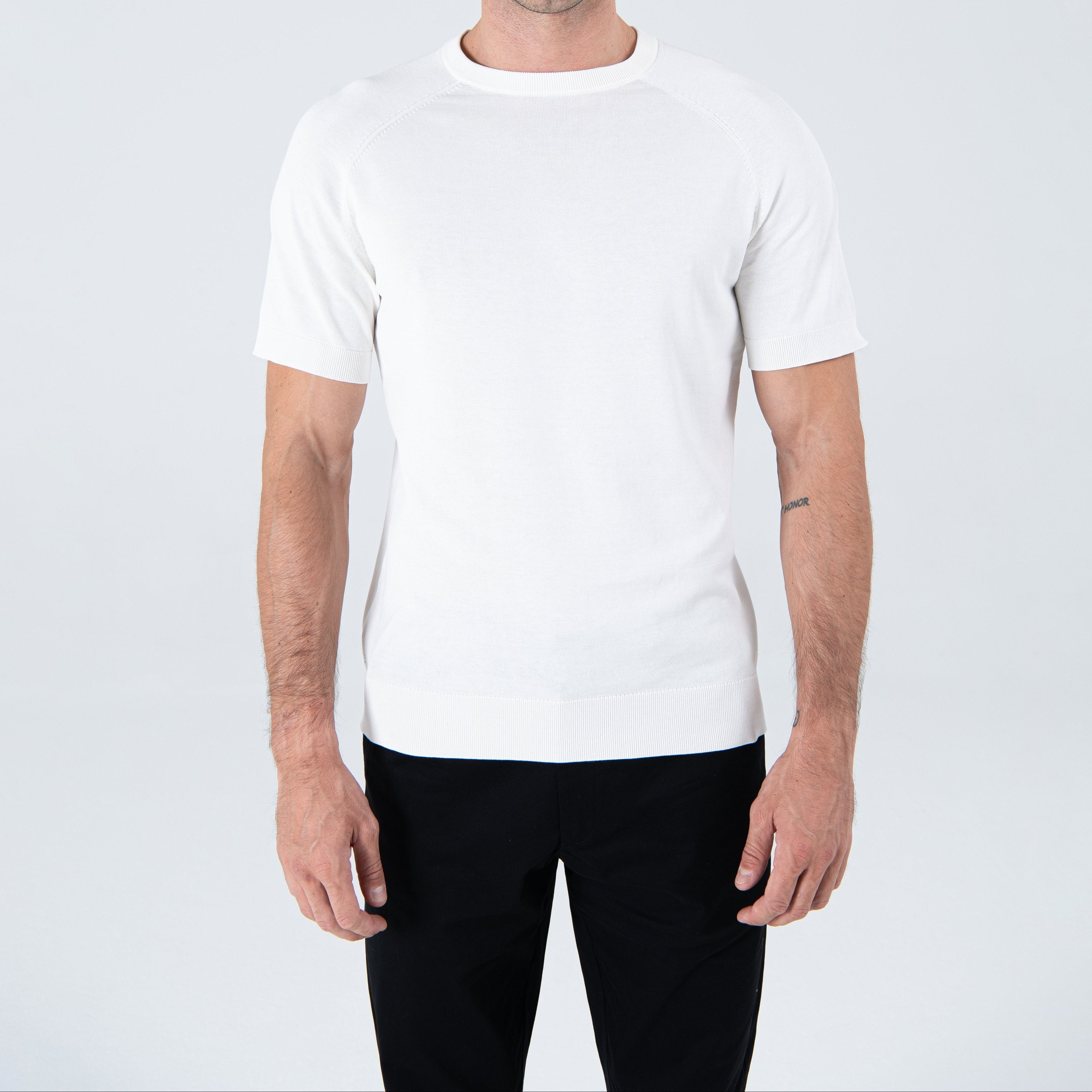 T-Shirt in White