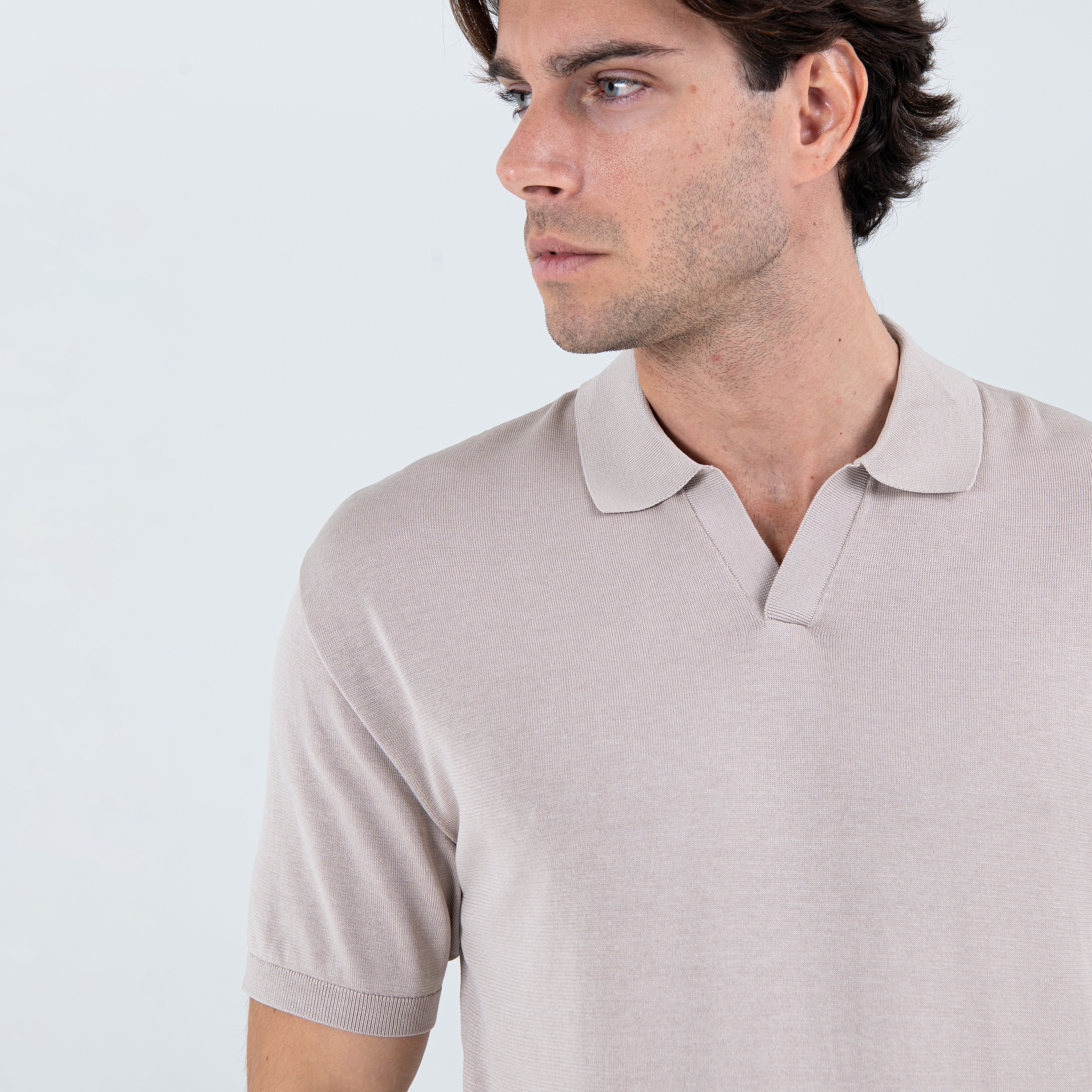 Buttonless Polo in Taupe