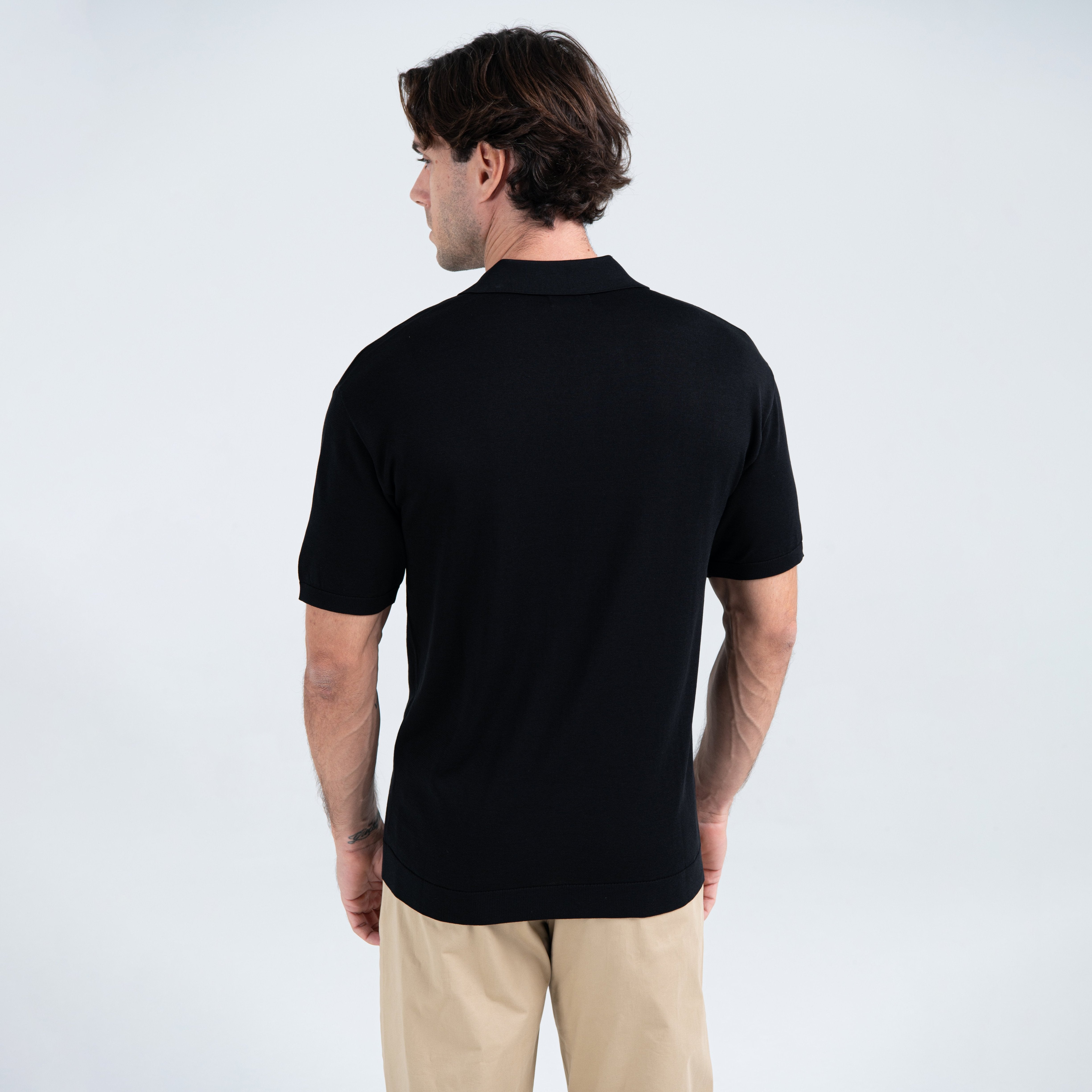 Buttonless Polo in Black