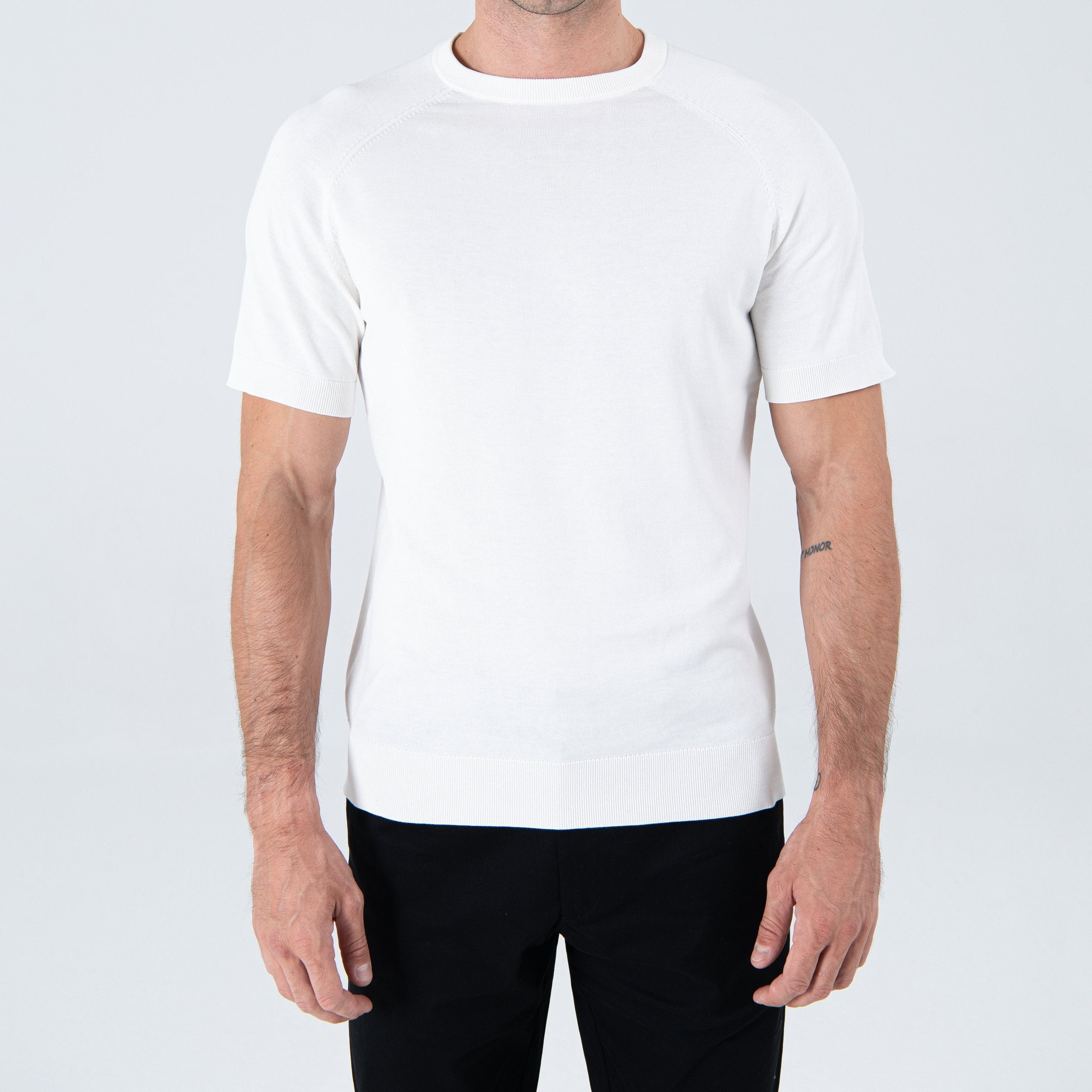 T-Shirt in White